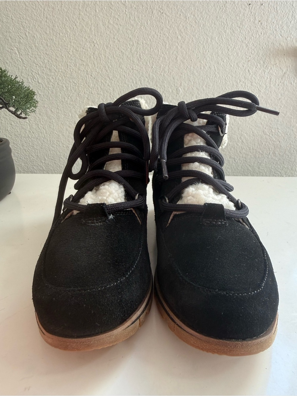 Sorel Harlow lace cozy women size 6 Black Ankle Winter Boots with White - Picture 7 of 8
